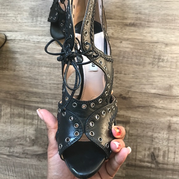 Miu Miu - Picture 5 of 8